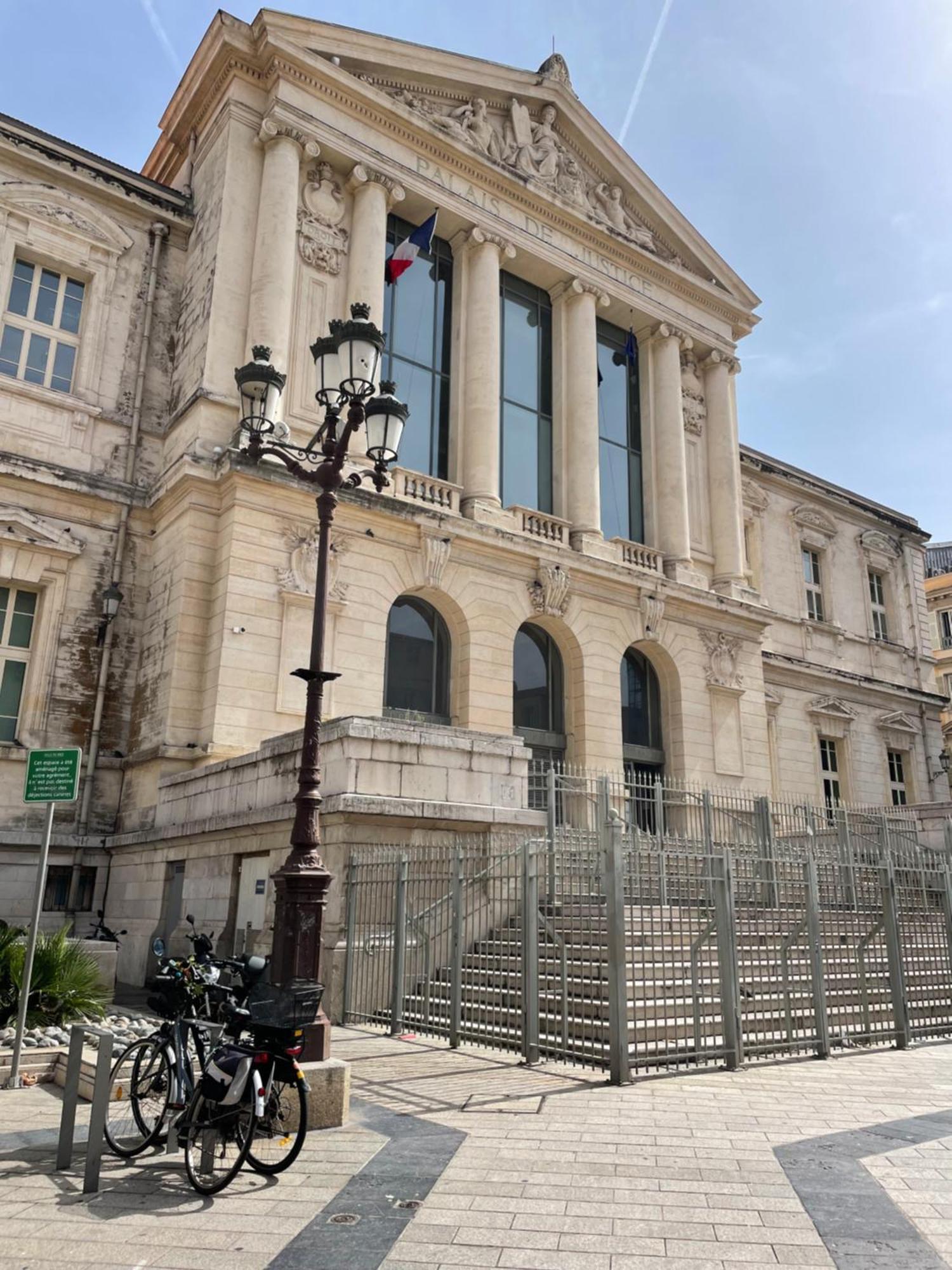 2 Pieces Dans Le Vieux Nice - A 3 Min De La Mer Et Du Celebre Cours Saleya Buitenkant foto